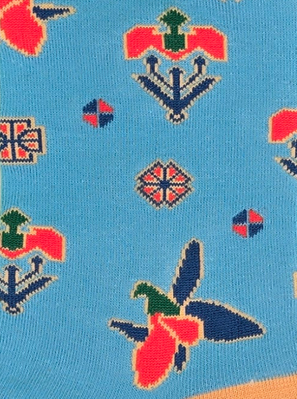 Karabakh Blue – Chaussettes en coton de créateur inspirées du bulbul de Khari. Un témoignage d'amour et de transformation.