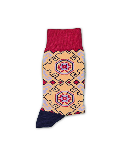 Nar – Chaussettes en coton de créateur inspirées du motif grenade. Symbole de plénitude et de résilience.